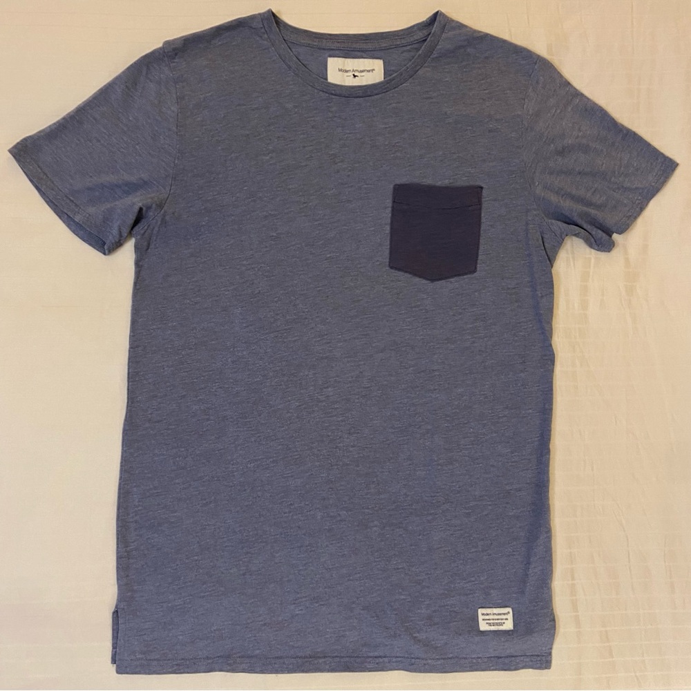 Modern Amusement Blue Short Sleeve Tee with Pocket sz M